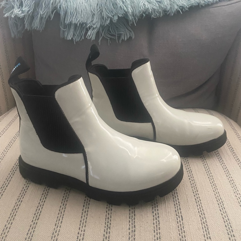 Native - Chelsea Child White Patent Rain Boot